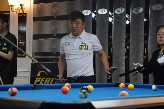 的小苍蝇 的小苍蝇